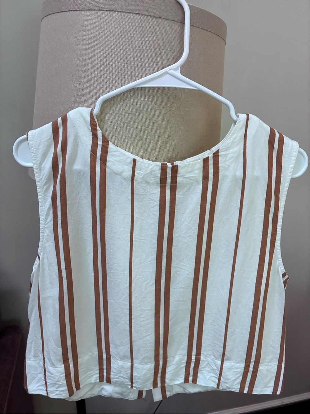 Cloth and Stone-Sleeveless Striped Tank Top, Crop- Brown Stripe